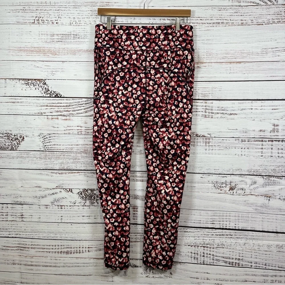 T by Talbots Navy Rose Floral UPF 50 Protection Leggings